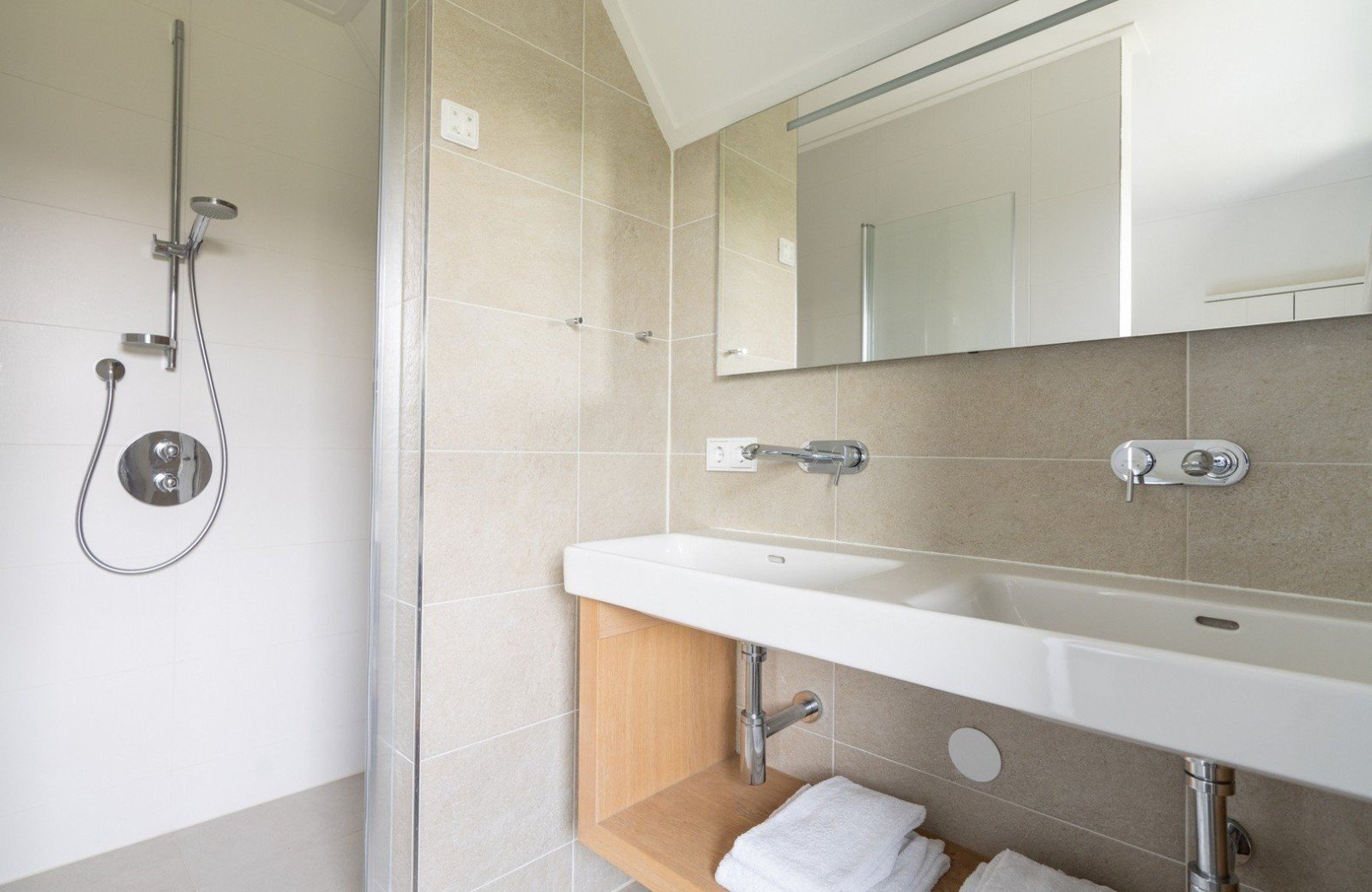 Metz verhuur duna 28