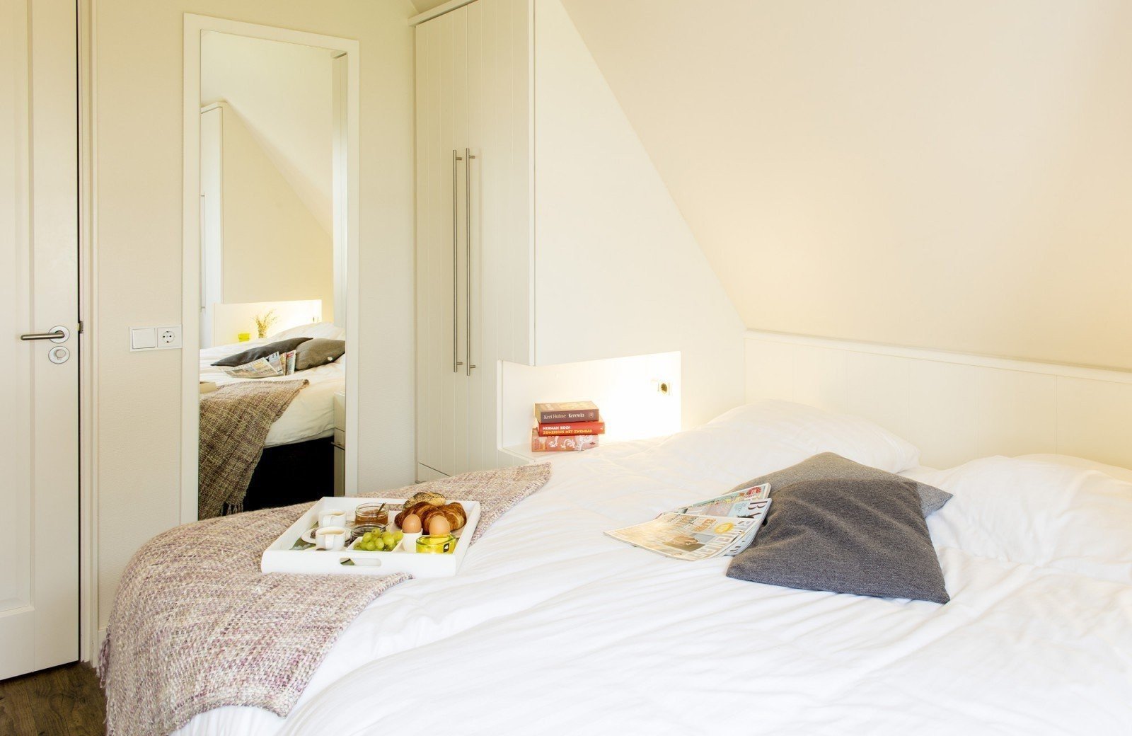 Parel van nes 06 goudhaantje 18