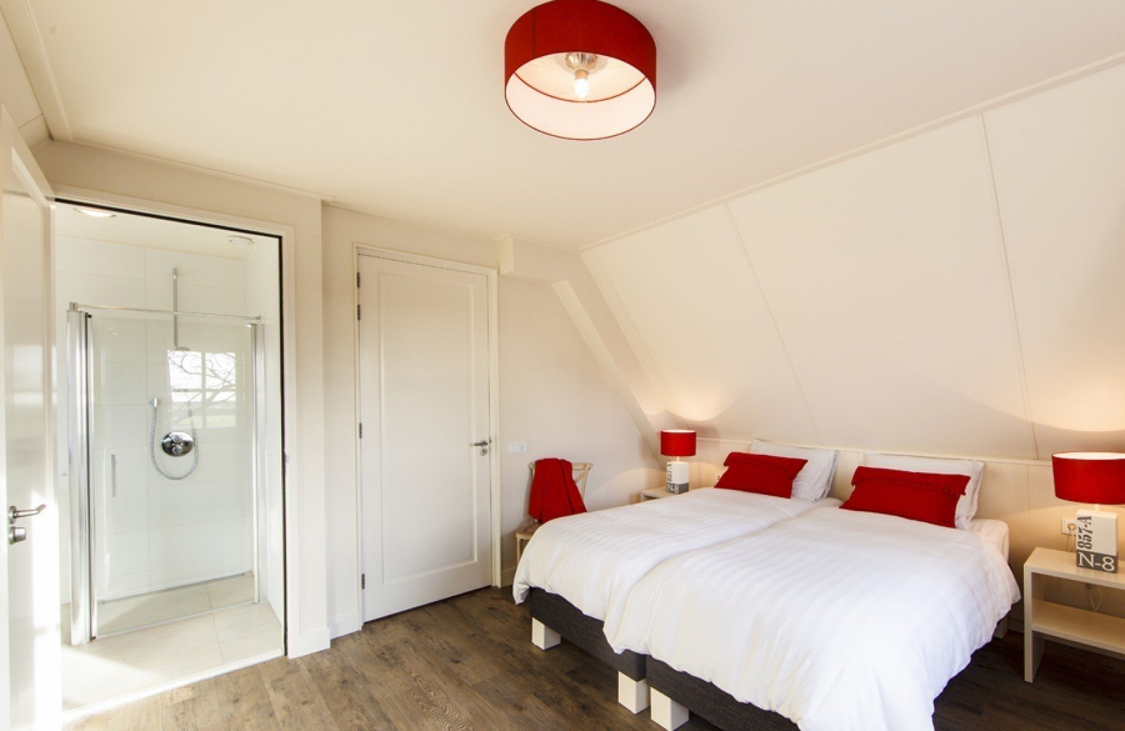 Parel van nes 13 de speelman 18